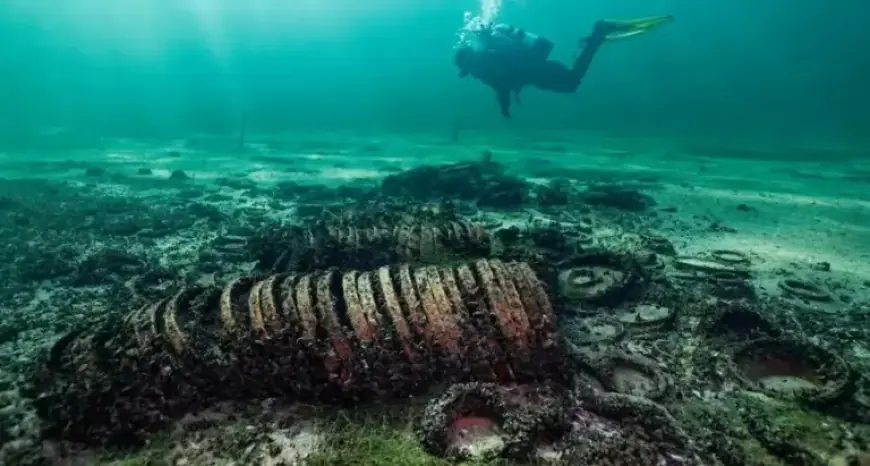 2,000-Year-Old Swiss Lake Shipwreck Reveals Roman Chariot Artifacts
