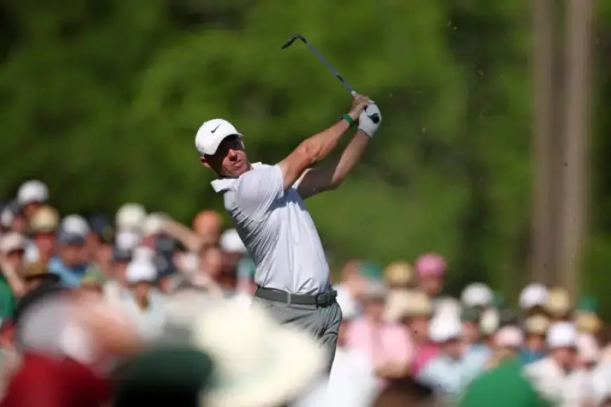 Rory McIlroy Dominates Masters with Record Round 2 Score of 65