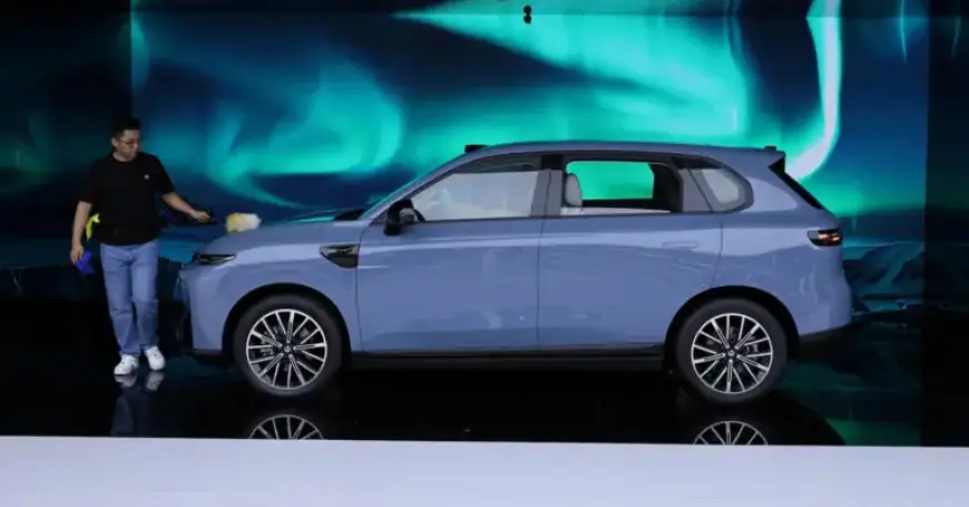 Stellantis Negotiates Opel EV Development with China’s Leapmotor