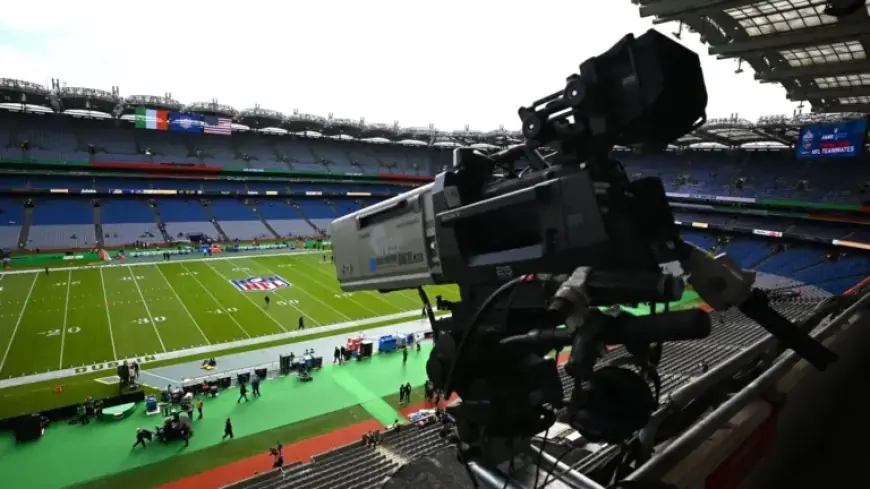 YouTube, Netflix, Fox Compete for Exclusive 2026 Five-Game Package