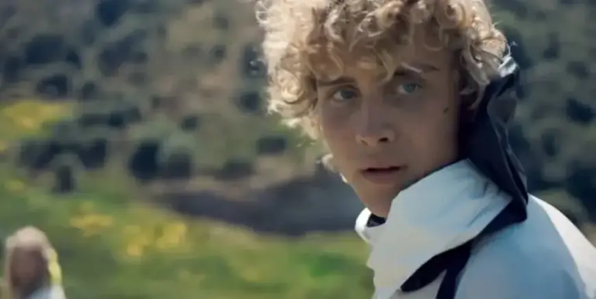 First Look at Maya Hawke and Kieran Culkin in New Hunger Games Film