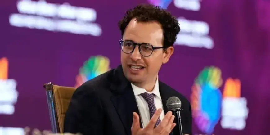 Anthropic’s Claude Challenges Microsoft’s Dominance in Word Processing