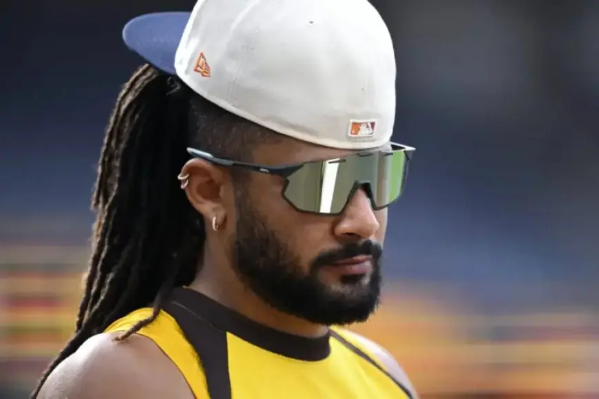 Fernando Tatis Jr. Shifts to Second Base for First MLB Start