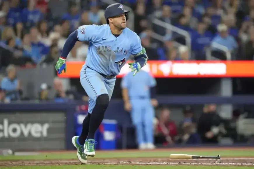 George Springer Leaves Game with Fractured Left Toe