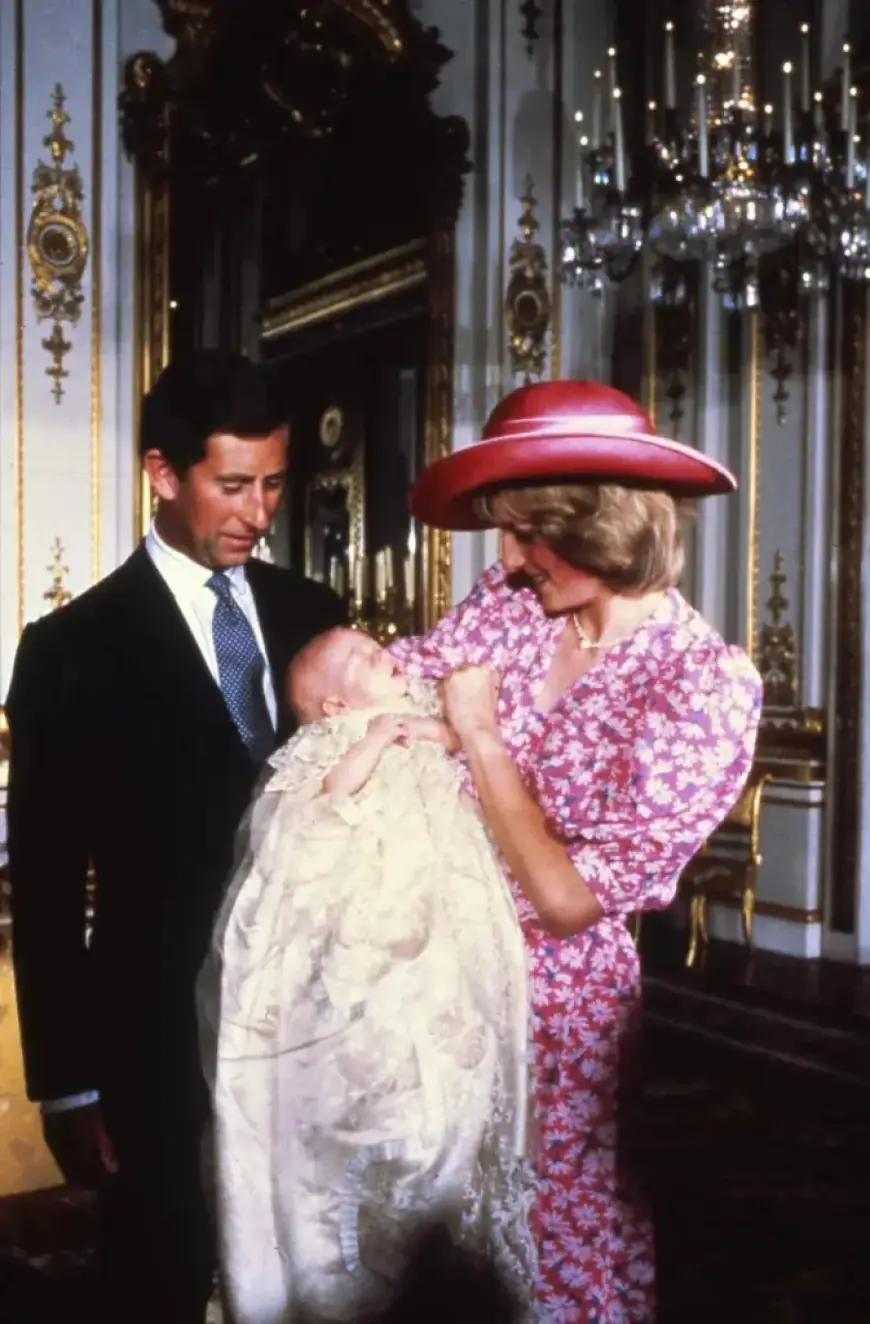 Princess Diana Felt Excluded From Prince William’s Christening: “Couldn’t Be Worse”