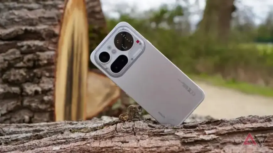 Nothing Phone (4a) Pro Review: Outshines Google and Samsung