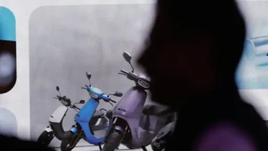 Delhi seeks input on draft EV policy mandating electric two-wheelers by 2028