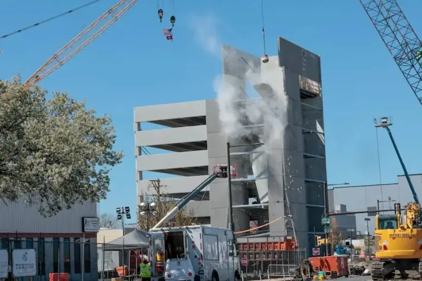 Ironworkers’ Union Identifies Victims of Grays Ferry Garage Collapse