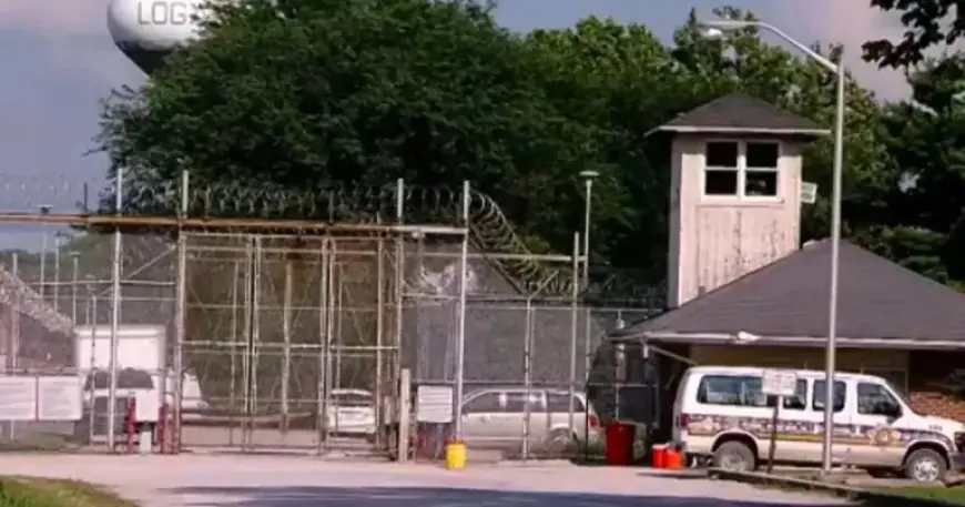 Illinois Bill Proposes Ban on Unnecessary IDOC Mail Fees