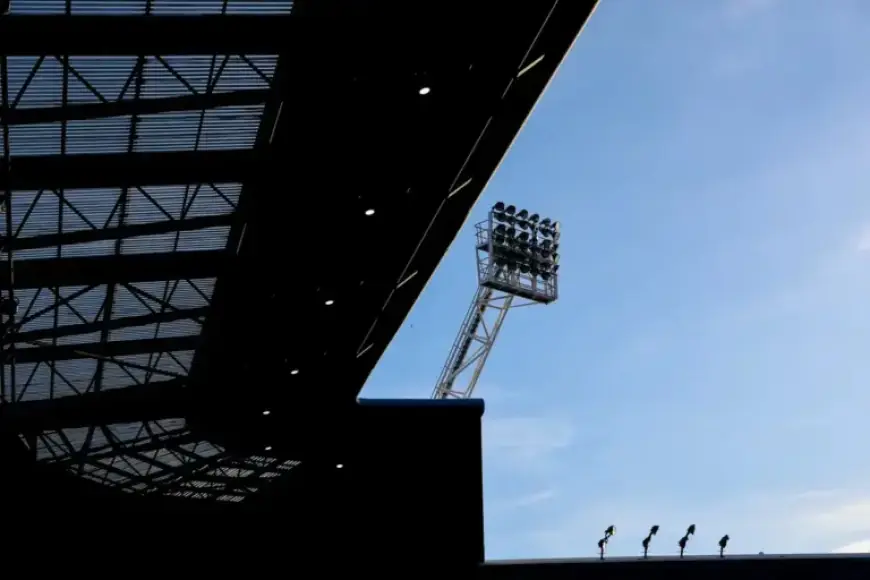 Sheffield Wednesday Target Striker; Birmingham City Seeks New Manager