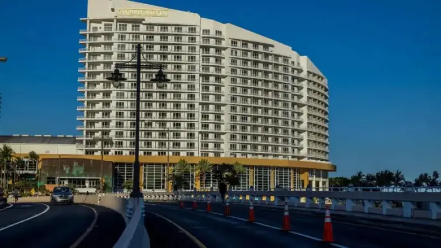 Miami Hotel Demolition Unleashes Dust Cloud, Closes Streets and Bridge