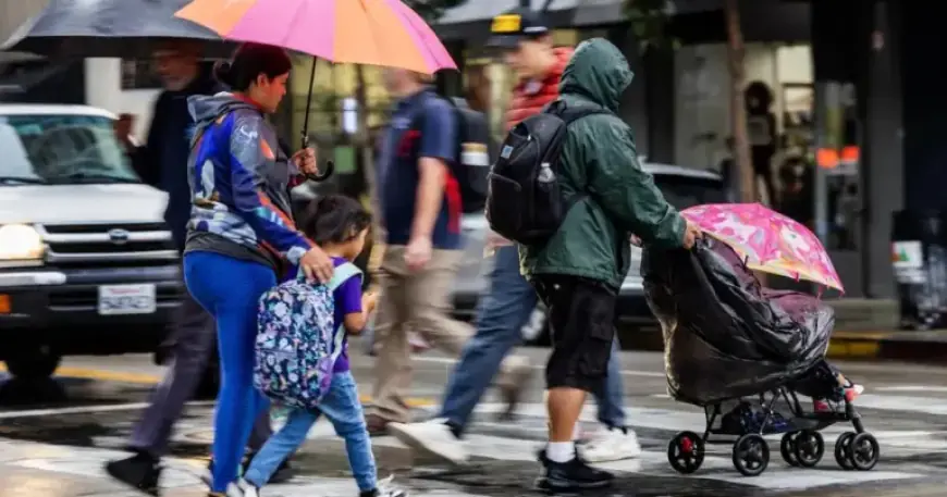 Los Angeles Braces for Rain and Possible Thunderstorms This Weekend