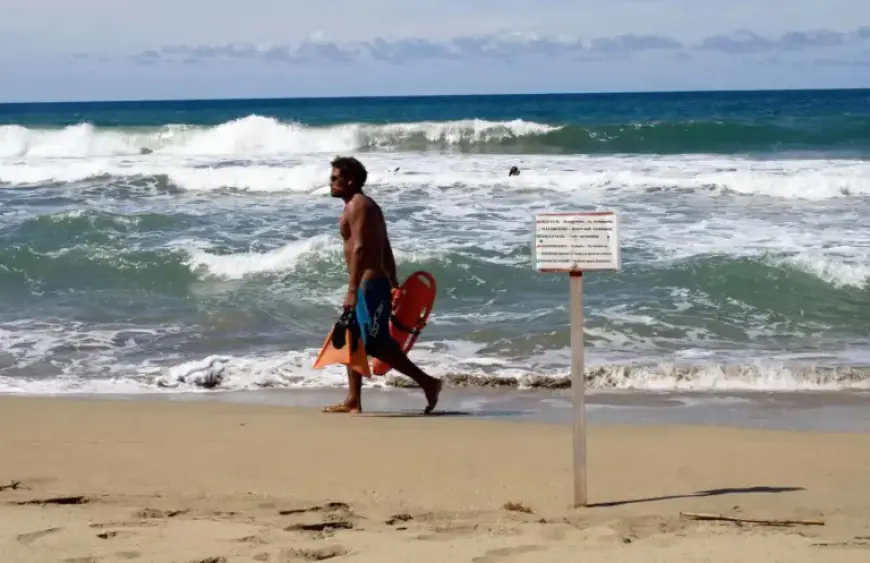 Costa Rica Deploys Rescue Teams in Ongoing Search for Missing Swimmer