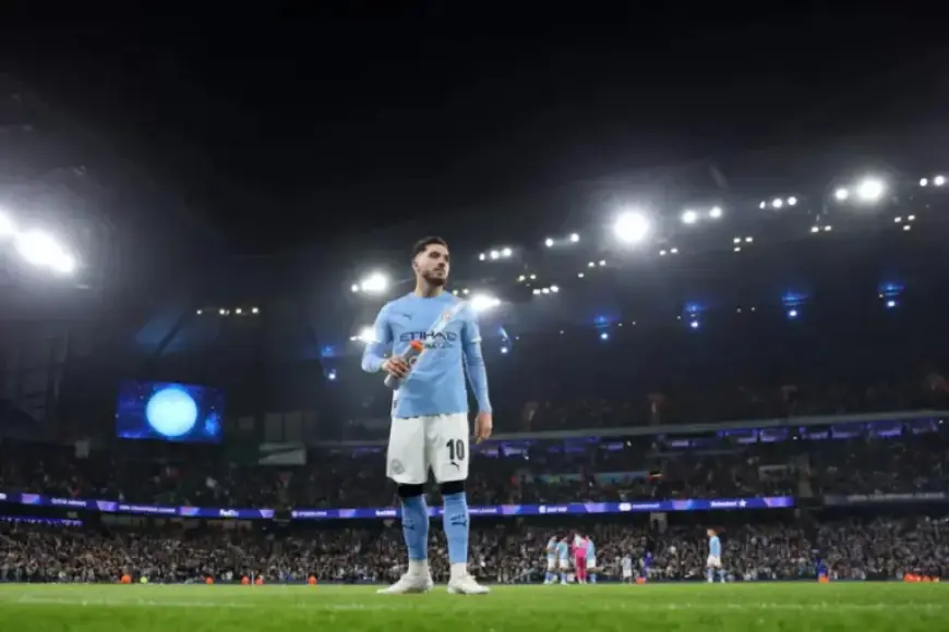 Guardiola Praises Man City Star as Unbelievably Talented in Tough Matches