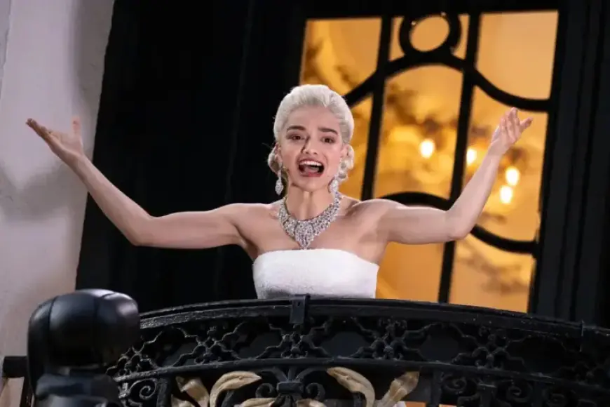 Paapa Essiedu and Rosamund Pike Triumph at 2026 Olivier Awards