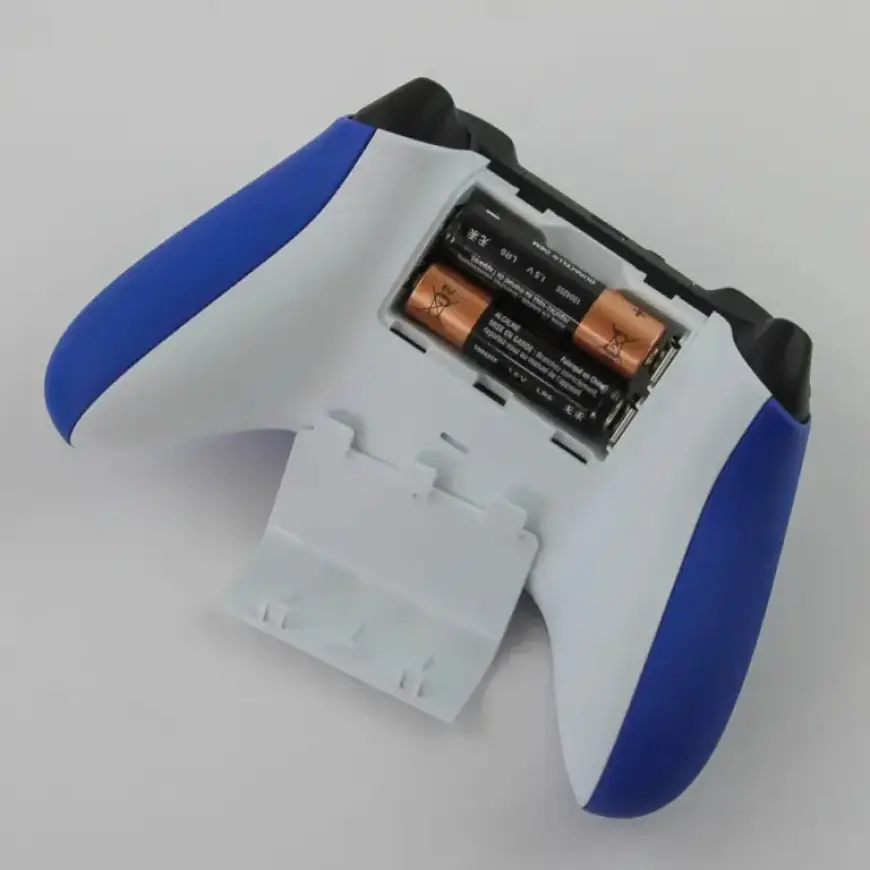 Microsoft Apologizes, Sends Rechargeable Kits for Battery-Less Xbox Controllers