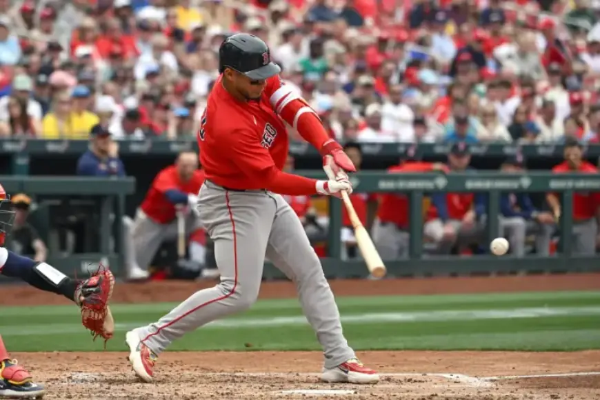 Willson Contreras Shines in Red Sox’s Commanding Victory Over Cardinals