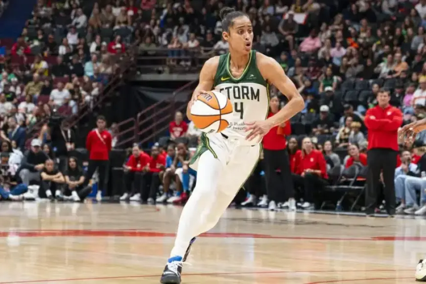 Chicago Sky Acquires Skylar Diggins as Free Agent