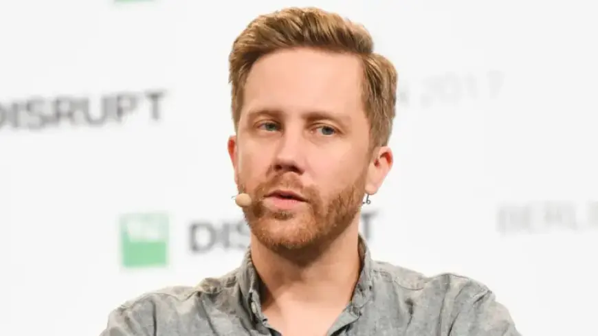Monzo Founder Predicts AI Job Crisis Will Eradicate Income Tax in Five Years
