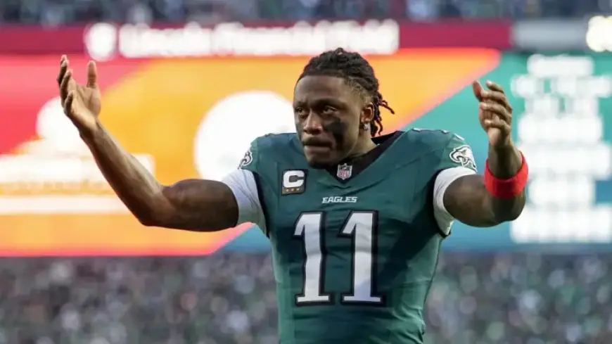 Eliot Wolf Open to Opportunities with A.J. Brown