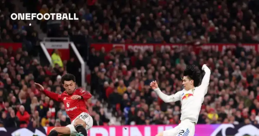 Martínez Saves Man Utd from Disaster with Stunning Blockade