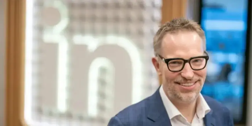 LinkedIn Tests AI Job Marketplace Offering Up to $150 Per Hour