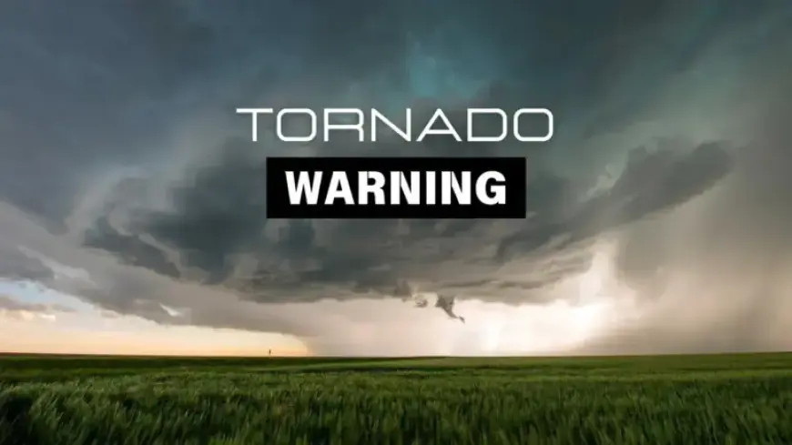 Milwaukee, Ozaukee, Washington Counties Brace for Tornado Warning