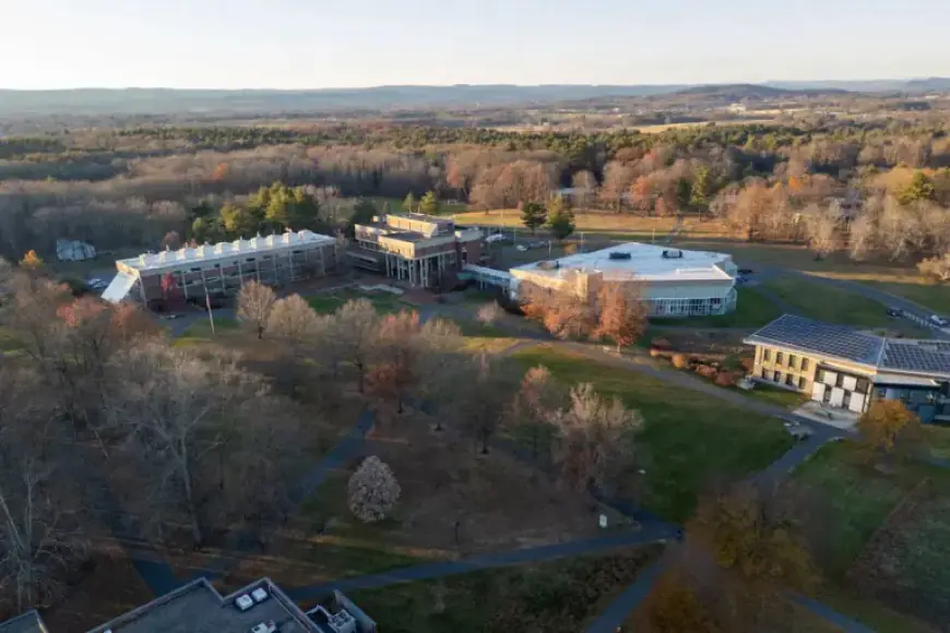 Hampshire College Shuts Down Amid Ongoing Financial Struggles