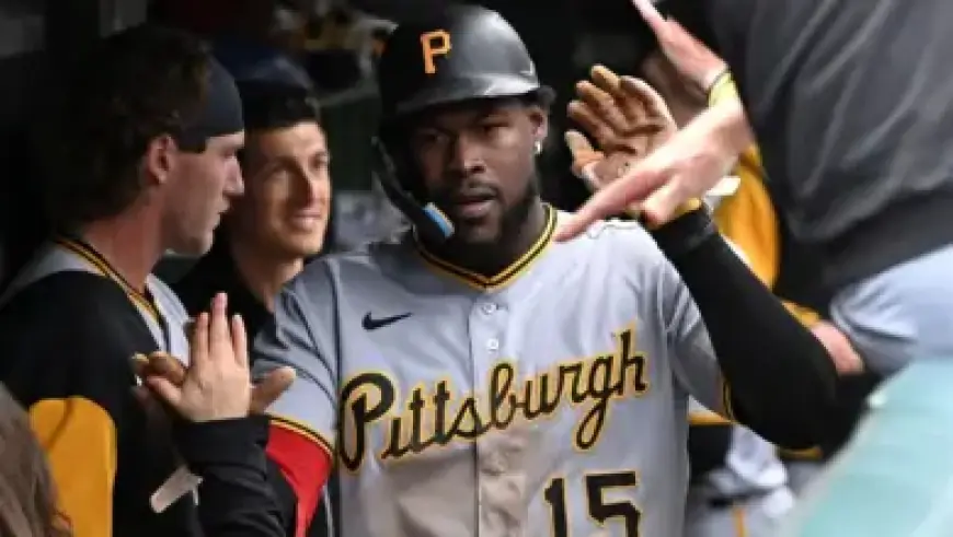 Breakout Artist Sombr Launches First Arena Tour at Detroit’s LCA