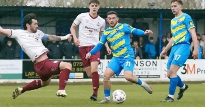 South Shields Dominate Radcliffe in Title Pursuit