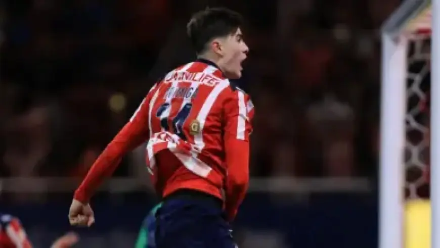 UCLA Honors Jackie Robinson with New Retro Baseball Uniforms