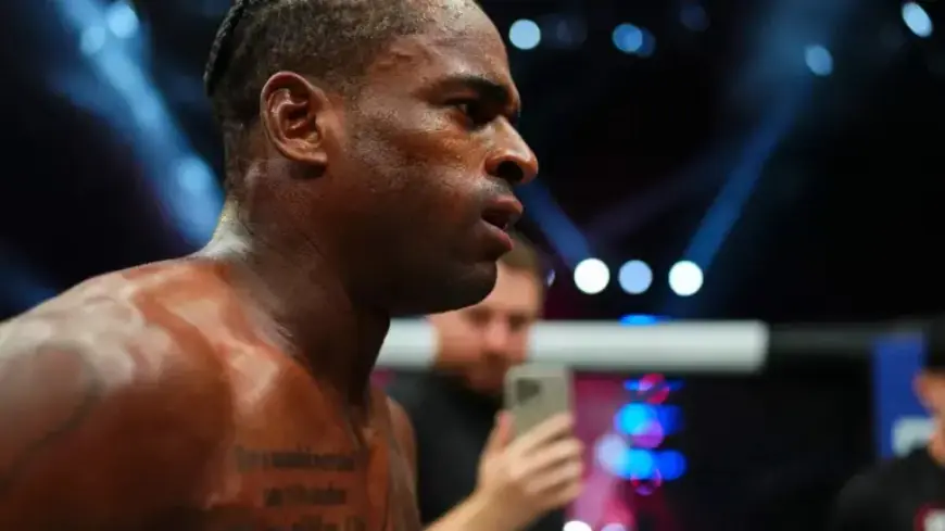Lorenz Larkin Withdraws from Netflix Event Due to Injury