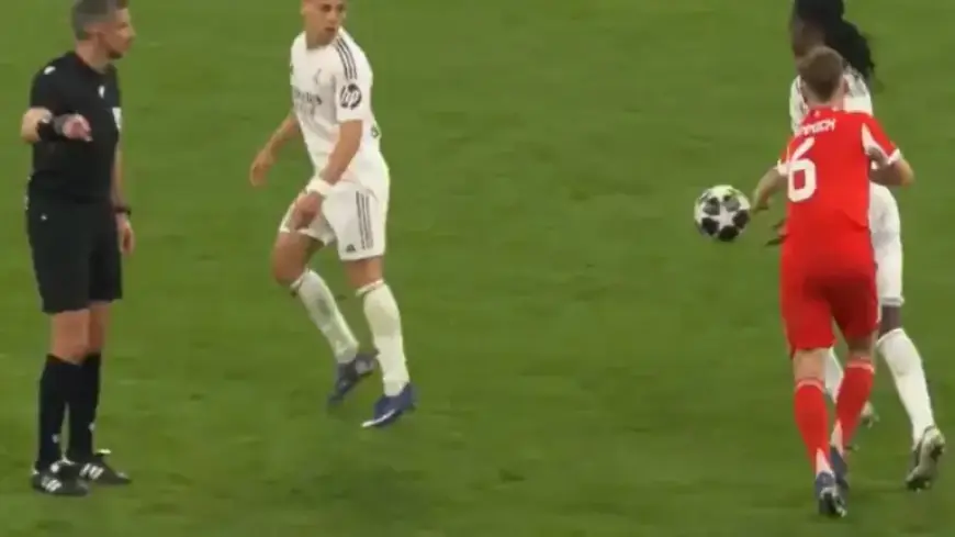 Burrull Defends Camavinga’s Second Yellow: “Holding Ball Doesn’t Warrant Expulsion”