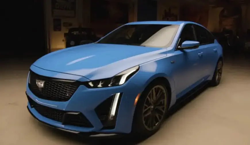 Jay Leno Drives a 900-HP Modified Cadillac CT5-V Blackwing in Video