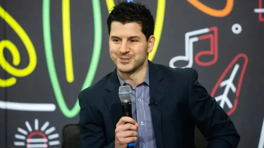 Davidson Secures Multiyear Deal as Blackhawks General Manager