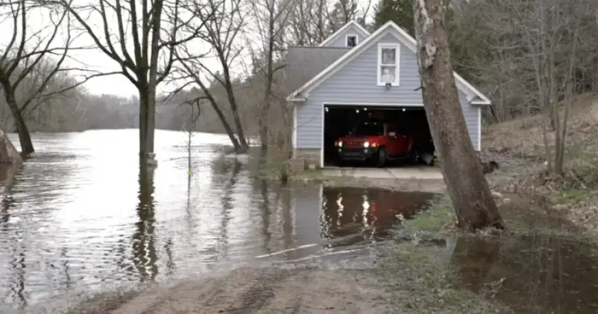 Muskegon River Residents Brace for Flooding Amid Rising Water Levels