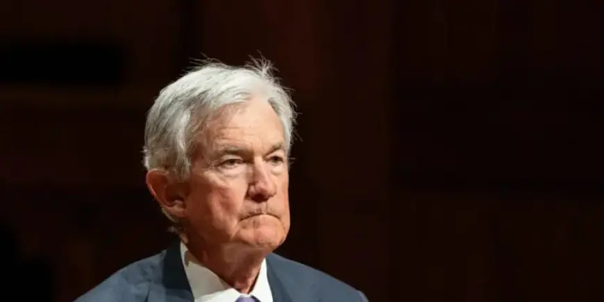 Trump’s Pick Revealed: Warsh Joins Fed, Powell Faces Consequences