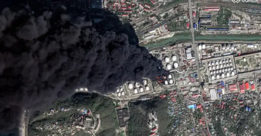 Russia Battles Ongoing Fire at Tuapse Port