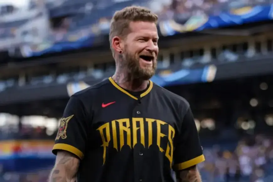 A.J. Burnett Reunites with the City That Revitalized His Career