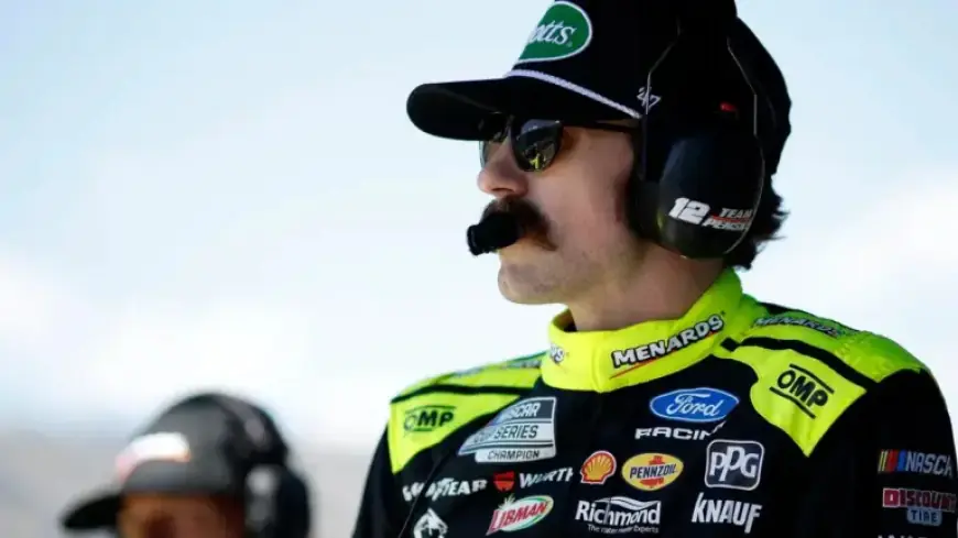 Ryan Blaney Collides with AJ Allmendinger in NASCAR Kansas Pit Incident