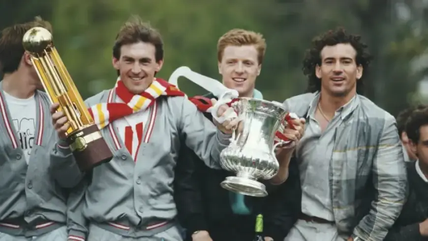 Liverpool Legend Steve Nicol’s Medals and Shirts Set for Lucrative Auction