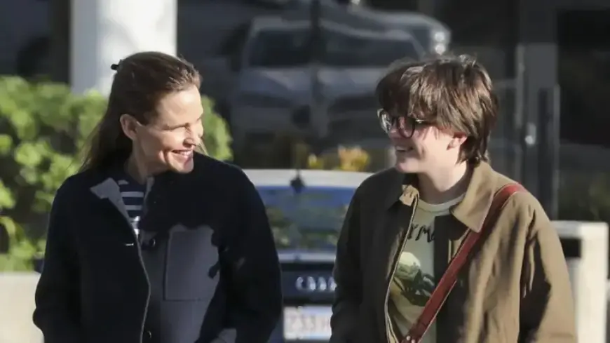 Jennifer Garner Celebrates 54th Birthday with Fin in Floral and Sweet Style