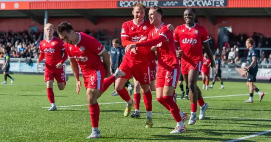 Hinshelwood Readies Worthing for Final Day Title Showdown