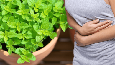 علاج مغص البطن بالأعشاب